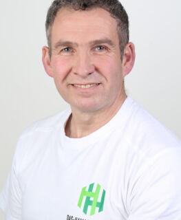 Helmut Löffelsender, Schreinergeselle
